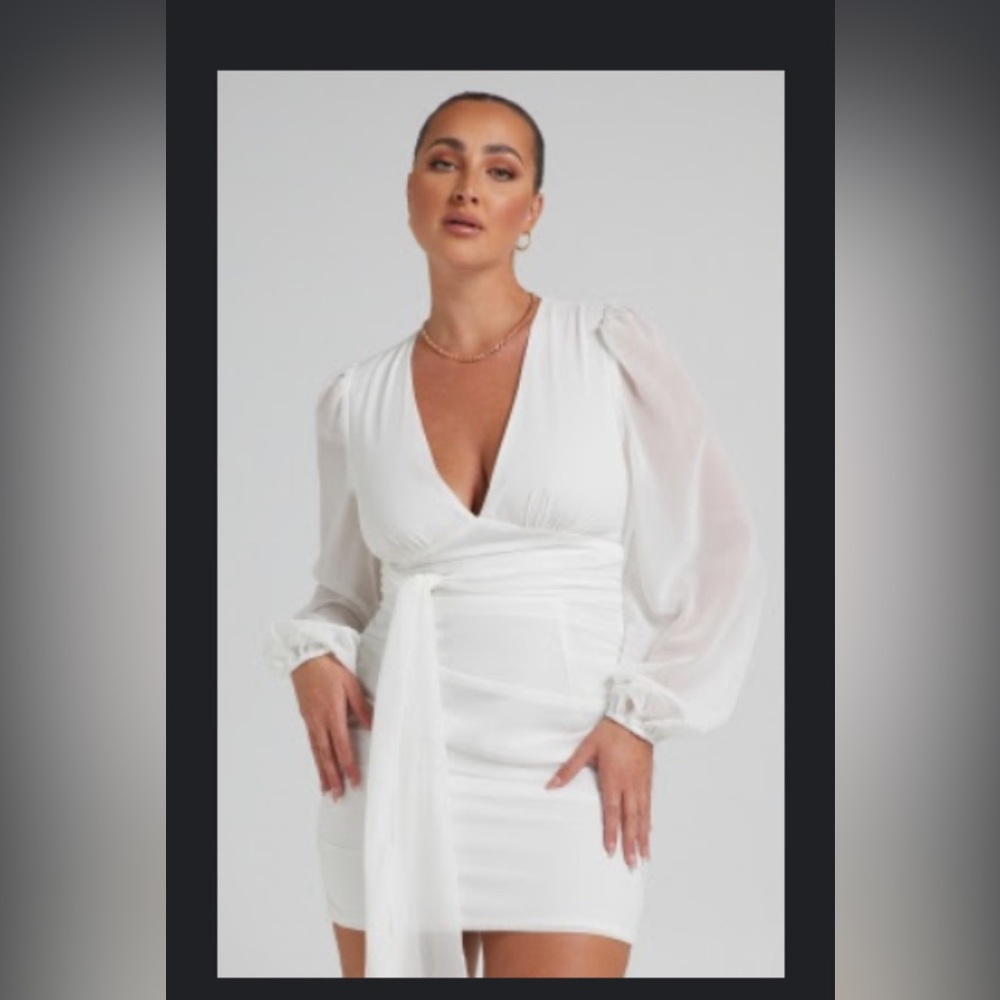 White long sleeve mini dress